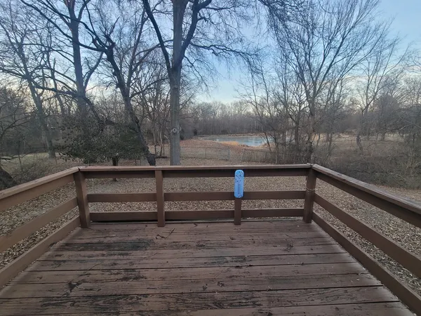 a view of outdoor space
