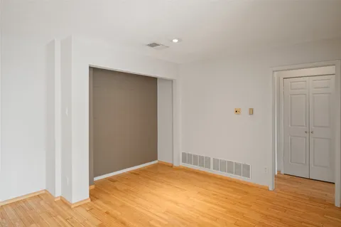 $150,000 | 3600 Montrose Boulevard, Unit 405, Houston, TX 77006