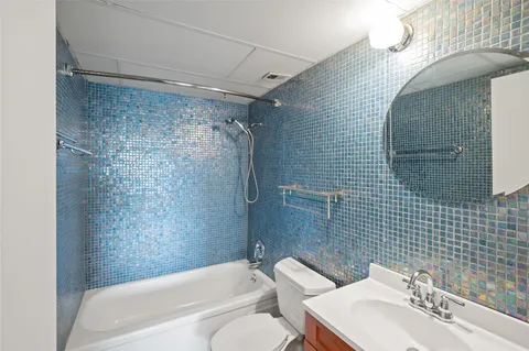 $150,000 | 3600 Montrose Boulevard, Unit 405, Houston, TX 77006