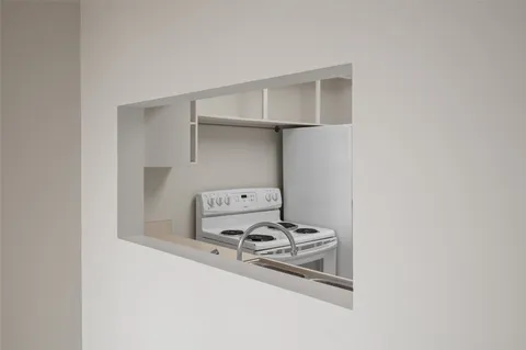 $150,000 | 3600 Montrose Boulevard, Unit 405, Houston, TX 77006