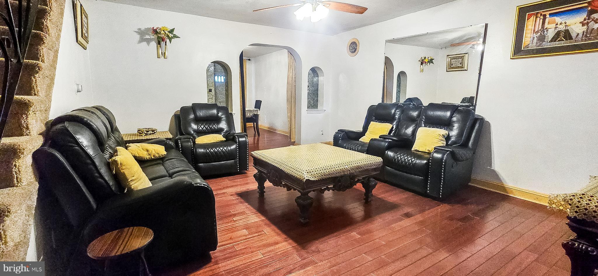 7247 Bradford Road Upper Darby, PA 19082 - Photo 4 of 32 Gallery Image 4
