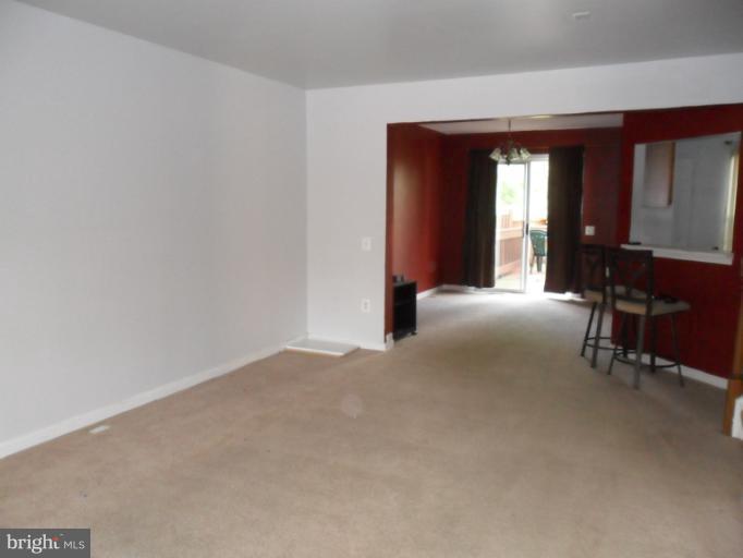 222 Gentlebrook Road Owings Mills, MD 21117 - Photo 9 of 26 Living Room