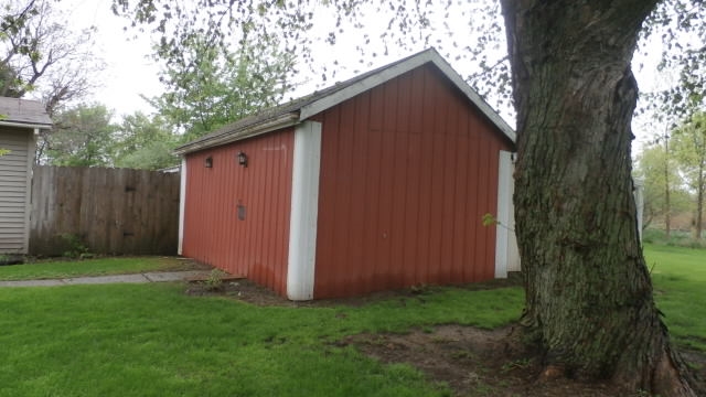 7530 Garrison Road Durand, MI 48429 - Photo 7 of 13