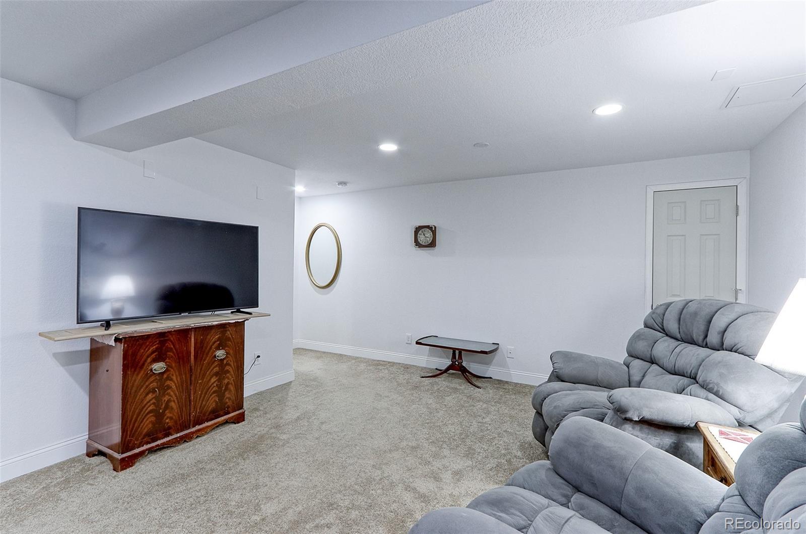 Undisclosed Address Thornton, CO 80602 - Photo 26 of 33