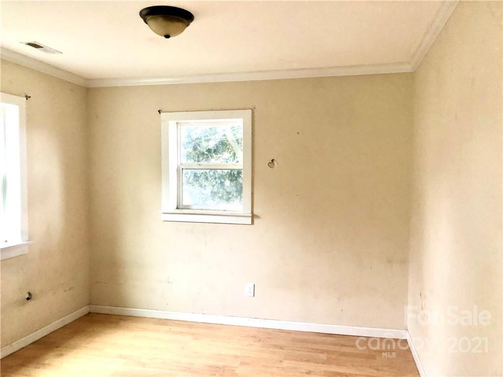 1570 Propst Road Morganton, NC 28655 - Photo 6 of 17 Gallery Image 6