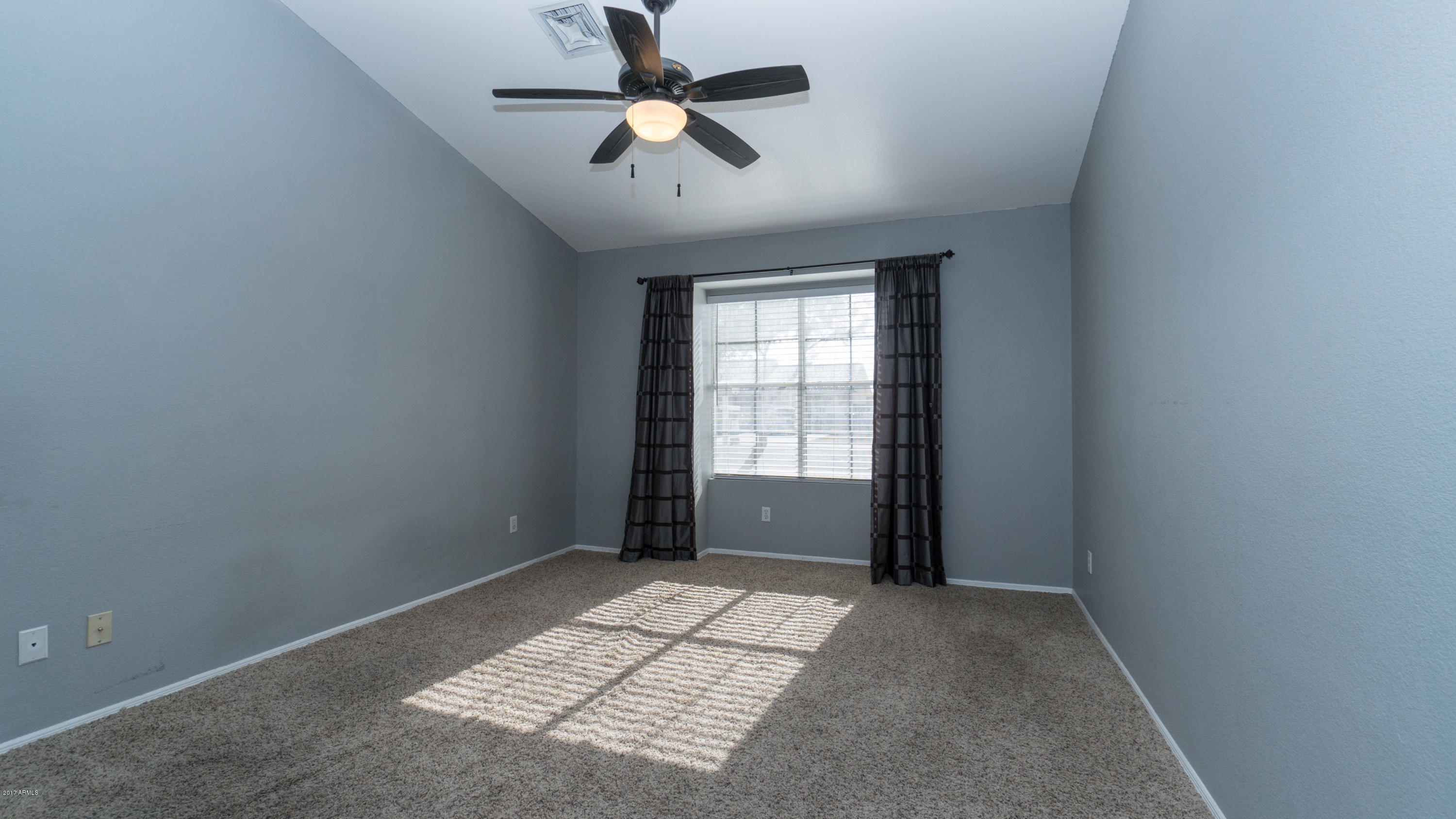 7932 West Wethersfield Road Peoria, AZ 85381 - Photo 16 of 43 7932 W Wethersfield-16