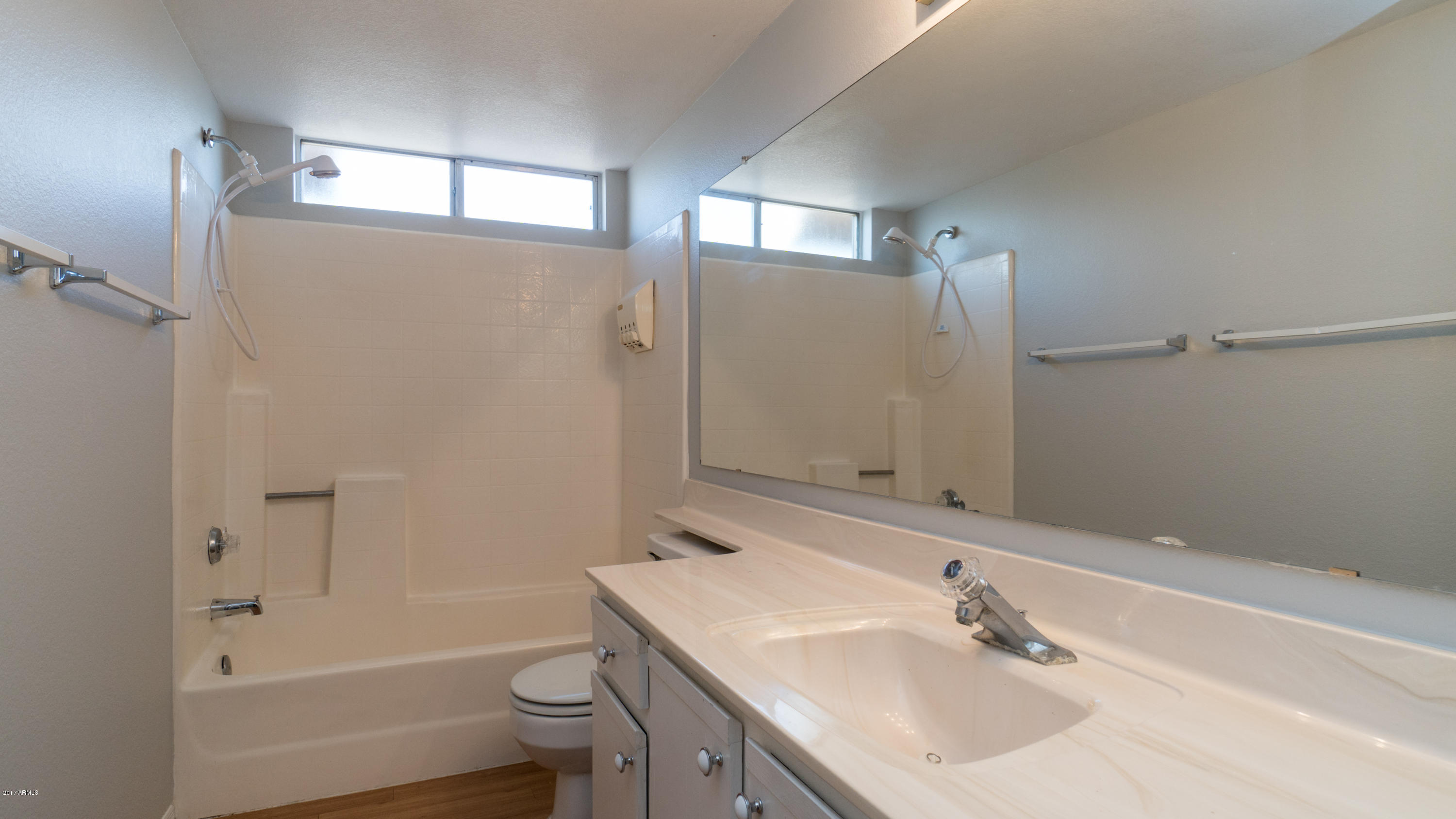 7932 West Wethersfield Road Peoria, AZ 85381 - Photo 20 of 43 7932 W Wethersfield-20