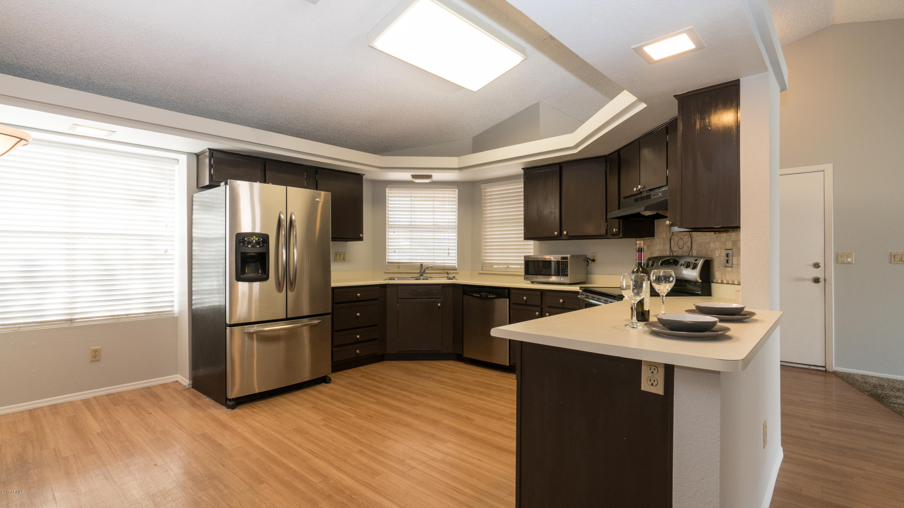 7932 West Wethersfield Road Peoria, AZ 85381 - Photo 10 of 43 7932 W Wethersfield-8