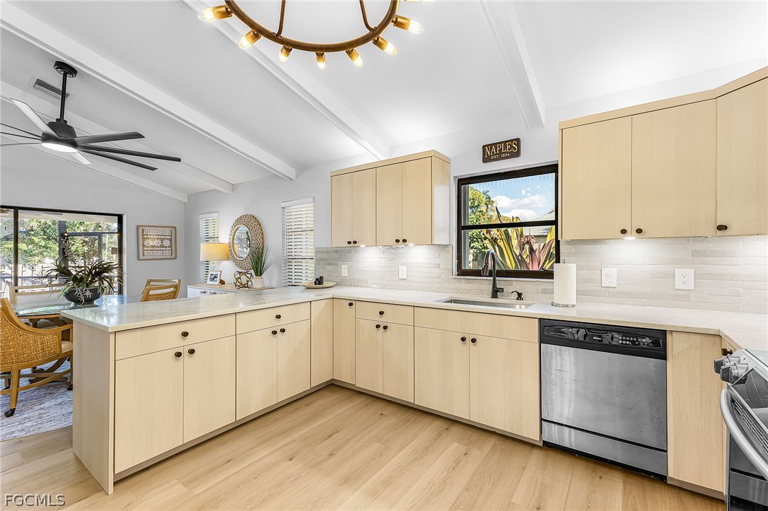 663 110th Avenue North Naples, FL 34108 - Photo 8 of 34