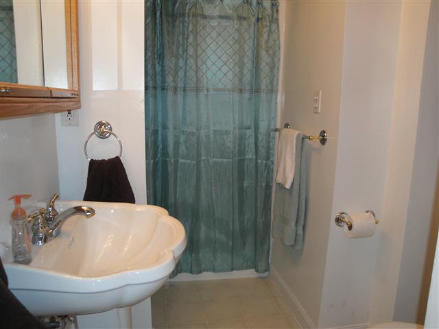 602 6th Street Howe, IN 46746 - Photo 4 of 21 Gallery Image 4