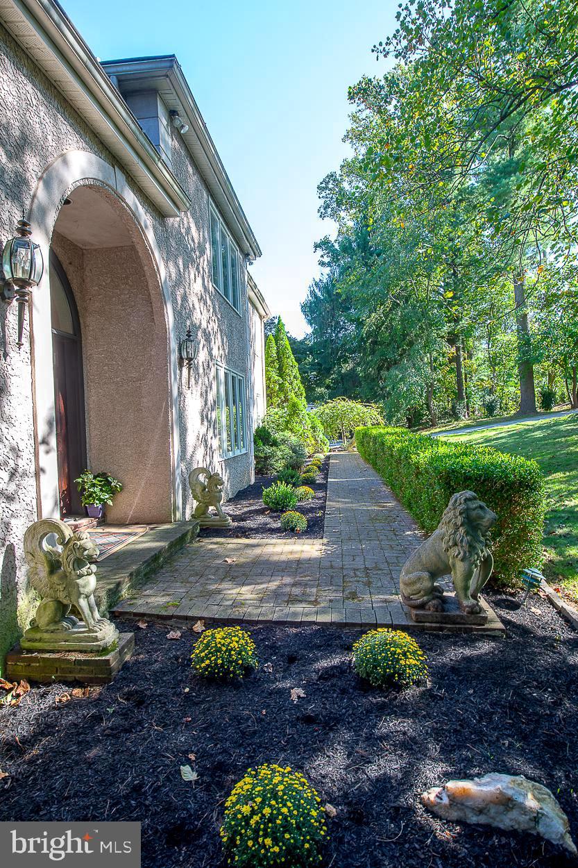 1117 Conshohocken State Road Gladwyne, PA 19035 - Photo 2 of 37