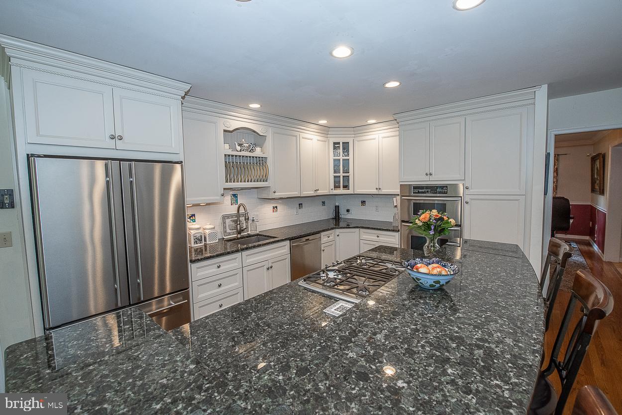 1117 Conshohocken State Road Gladwyne, PA 19035 - Photo 10 of 37