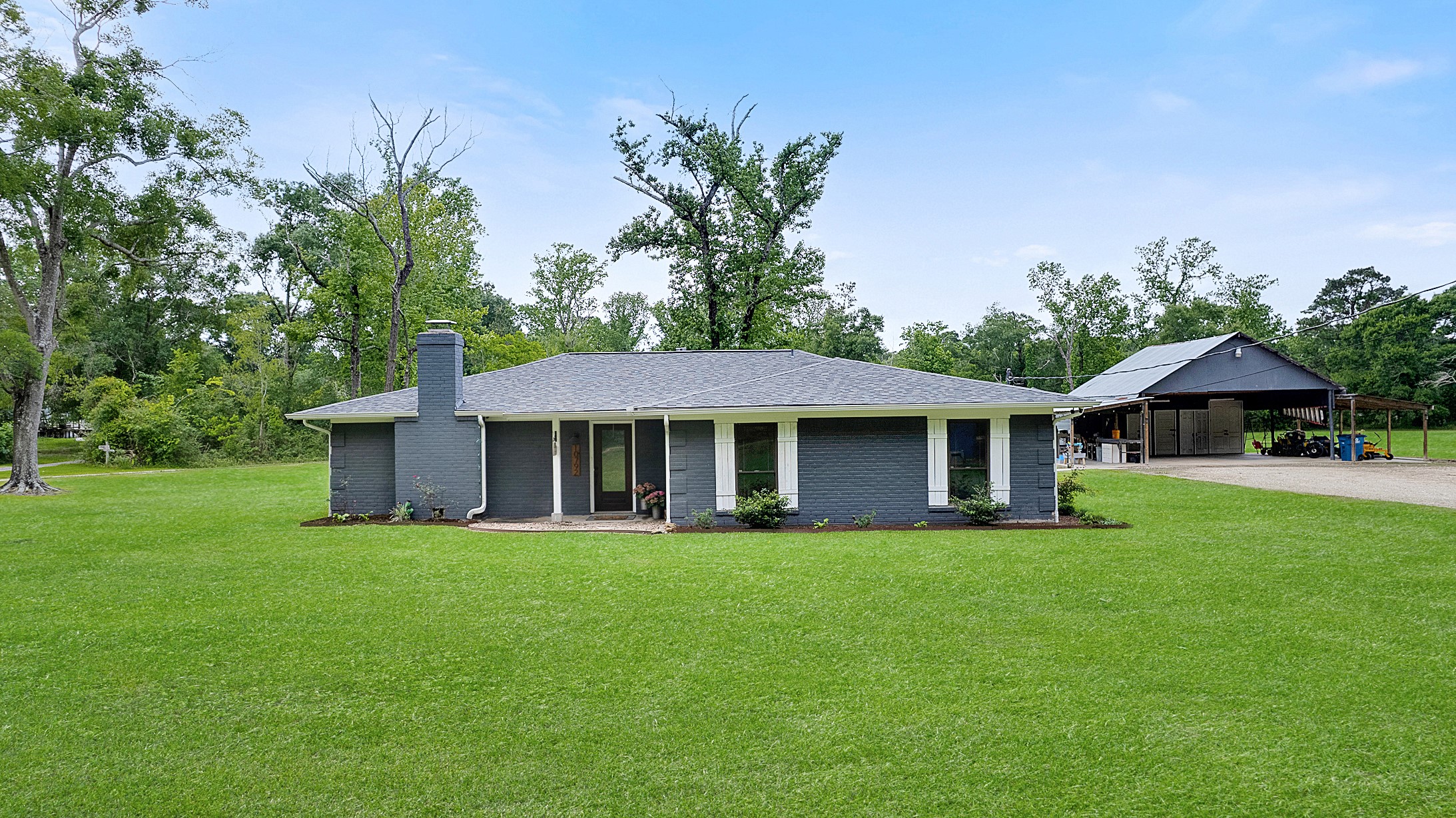 10792 Stidham Road Conroe, TX 77302 - Photo 9 of 48
