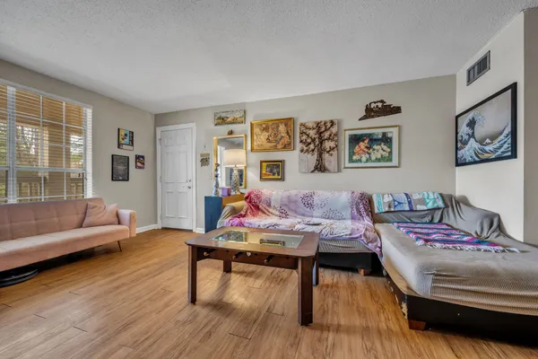 $204,900 | 1280 Middle Tennessee Boulevard, Unit B14, Murfreesboro, TN 37130