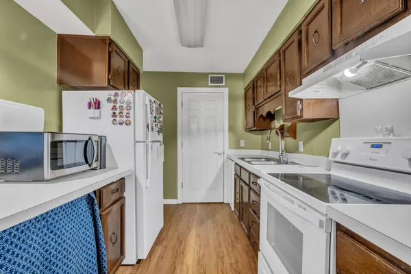 $204,900 | 1280 Middle Tennessee Boulevard, Unit B14, Murfreesboro, TN 37130