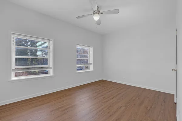 $345,000 | 1951 West Foster Avenue, Unit 2ME, Chicago, IL 60640