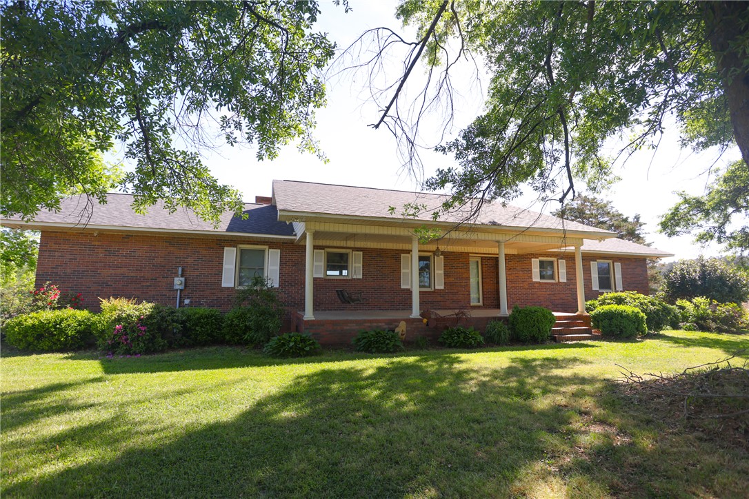 910 Highway 182 Fair Play, SC 29643 - Photo 1 of 41