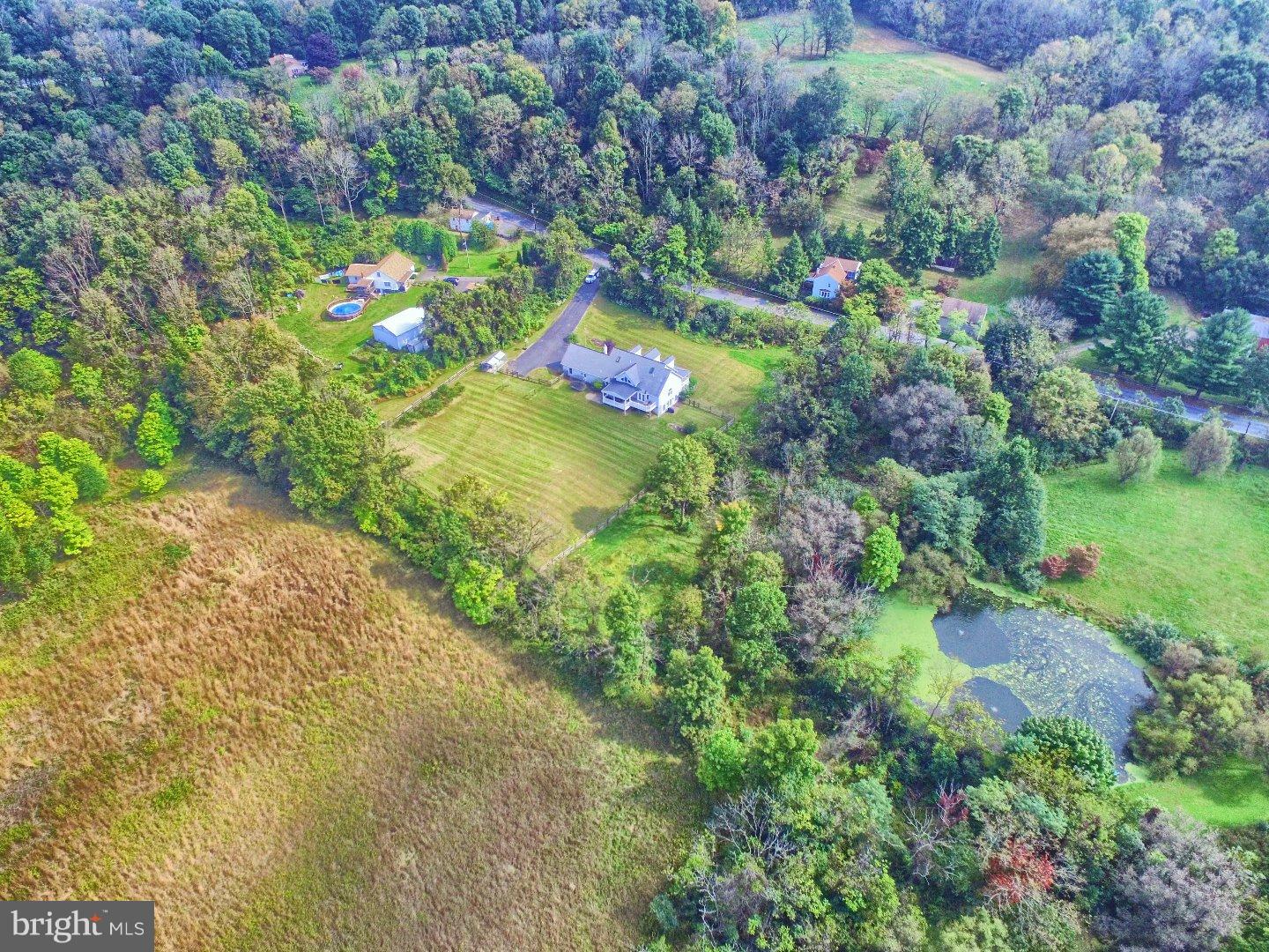 800 Fabers Road Reading, PA 19606 - Photo 4 of 25 Gallery Image 4