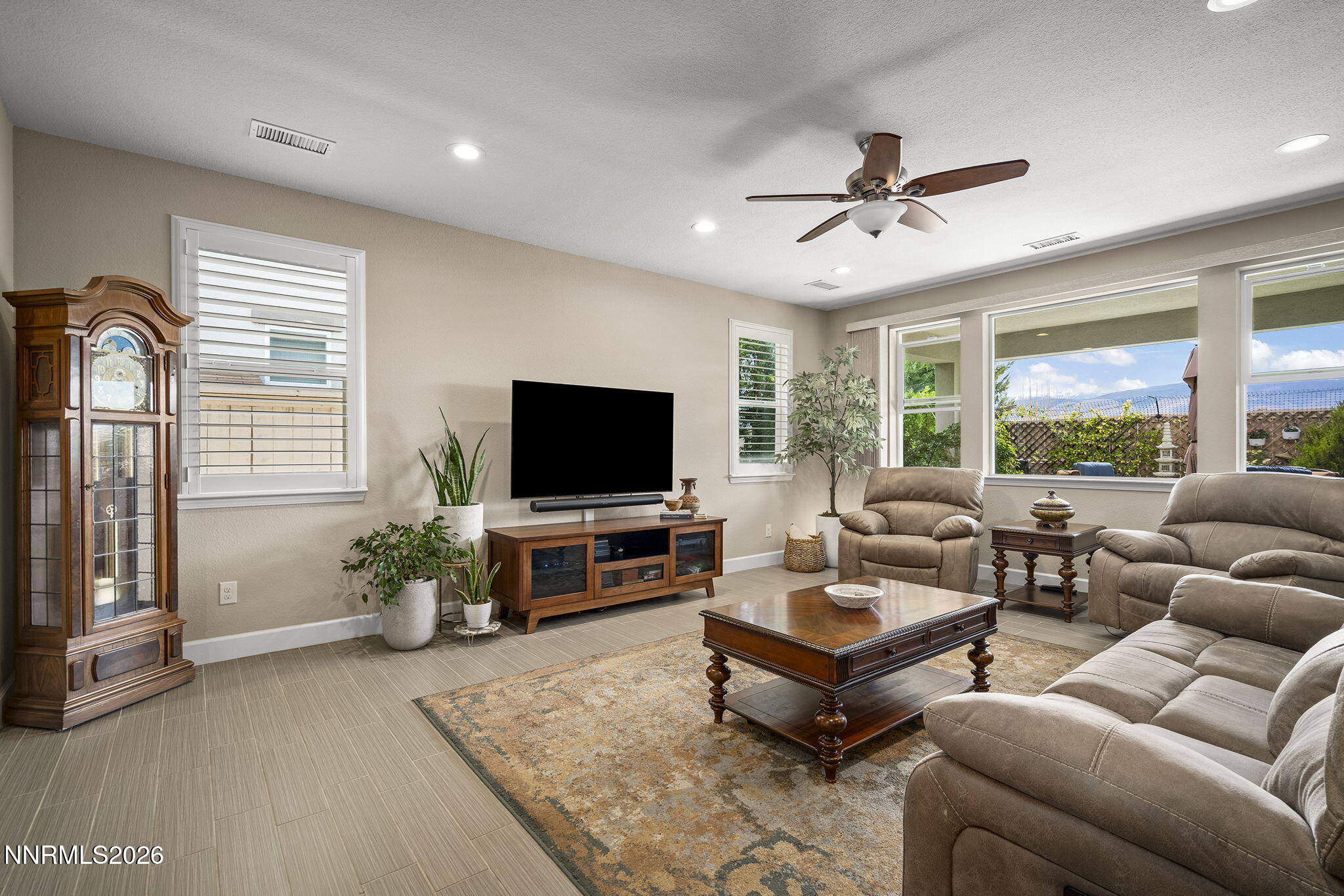 10275 Mott Drive Reno, NV 89521 - Photo 5 of 29 5-web-or-mls-_DSC2874