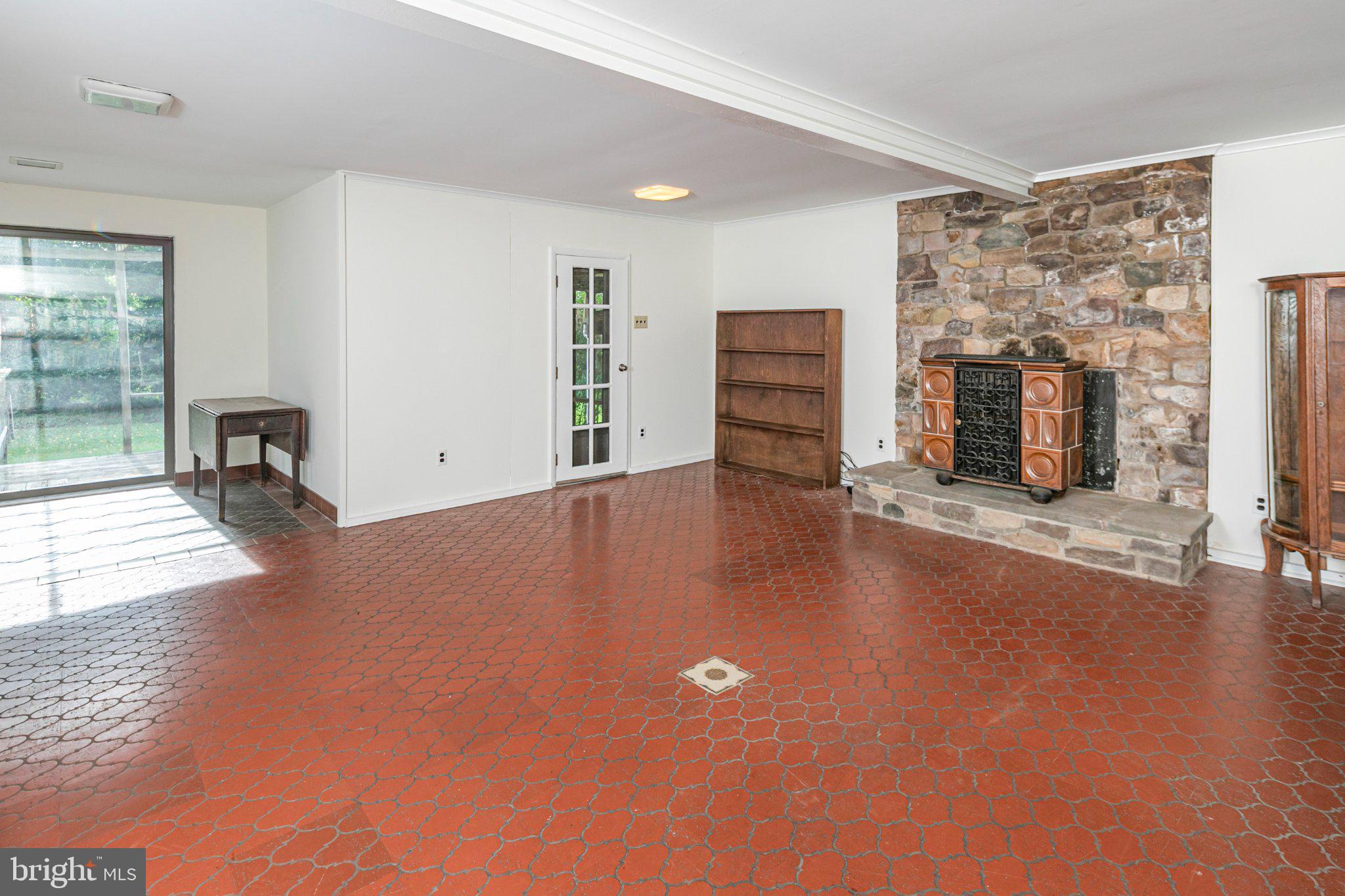 6615 Chapel Road New Hope, PA 18938 - Photo 7 of 37 Gallery Image 7