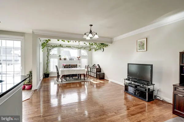 $3,495 | 42749 Wilmar Square, Broadlands, VA 20148