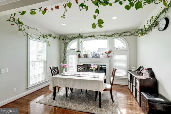 $3,495 | 42749 Wilmar Square, Broadlands, VA 20148