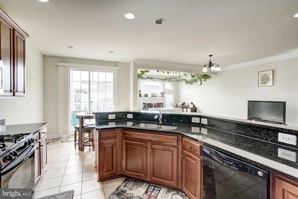 $3,495 | 42749 Wilmar Square, Broadlands, VA 20148