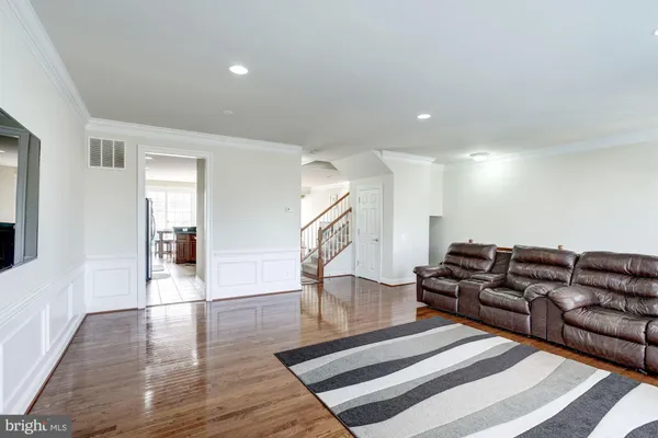 $3,495 | 42749 Wilmar Square, Broadlands, VA 20148