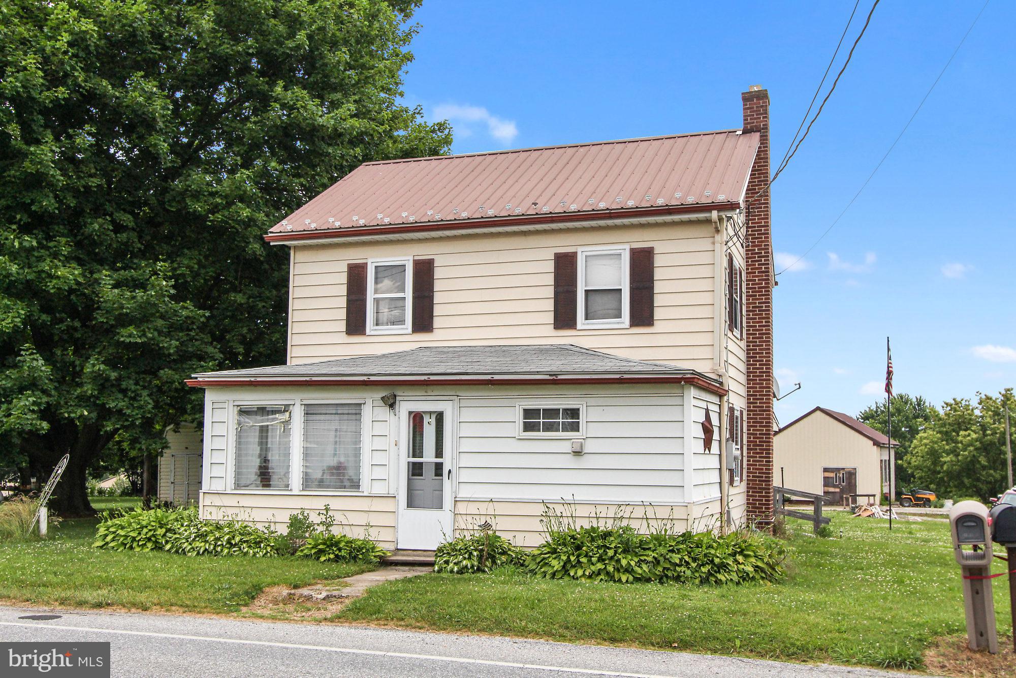 1859 Stoverstown Road Spring Grove, PA 17362 - Photo 2 of 38