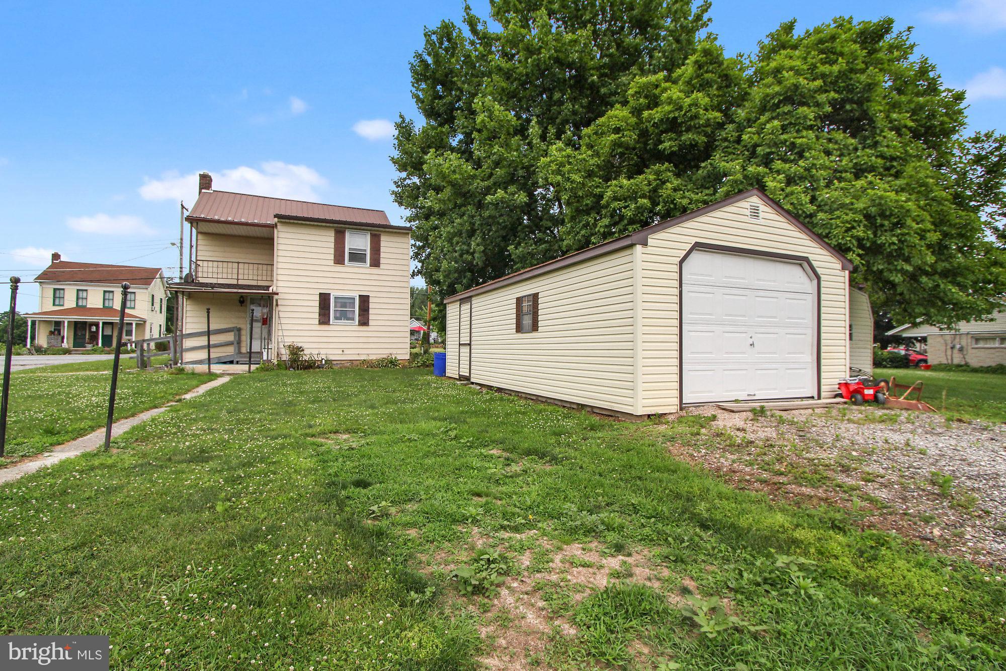 1859 Stoverstown Road Spring Grove, PA 17362 - Photo 4 of 38