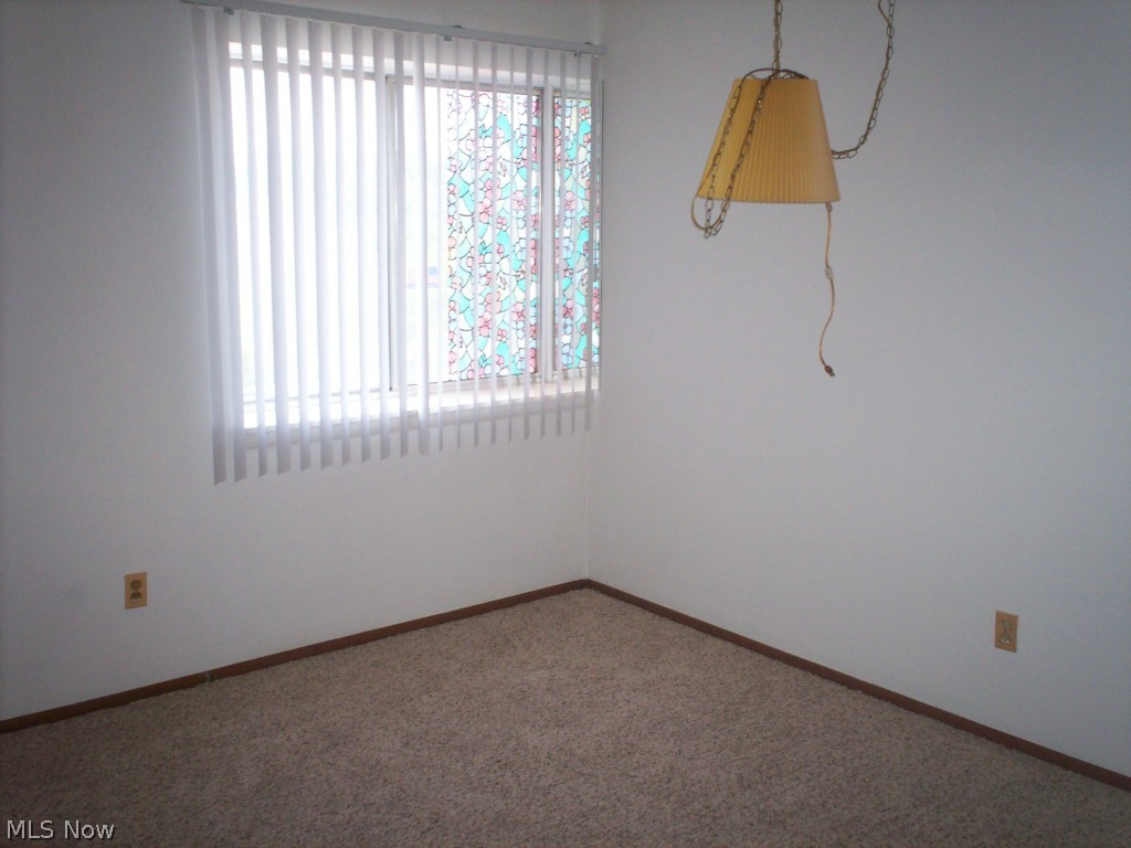 6640 Pearl Road, Unit 406 Cleveland, OH 44130 - Photo 11 of 13 Gallery Image 11