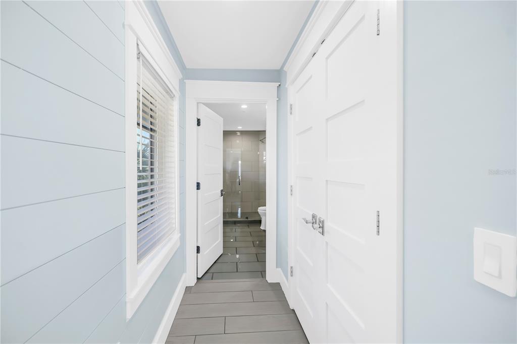 316 Beach Road Sarasota, FL 34242 - Photo 38 of 98