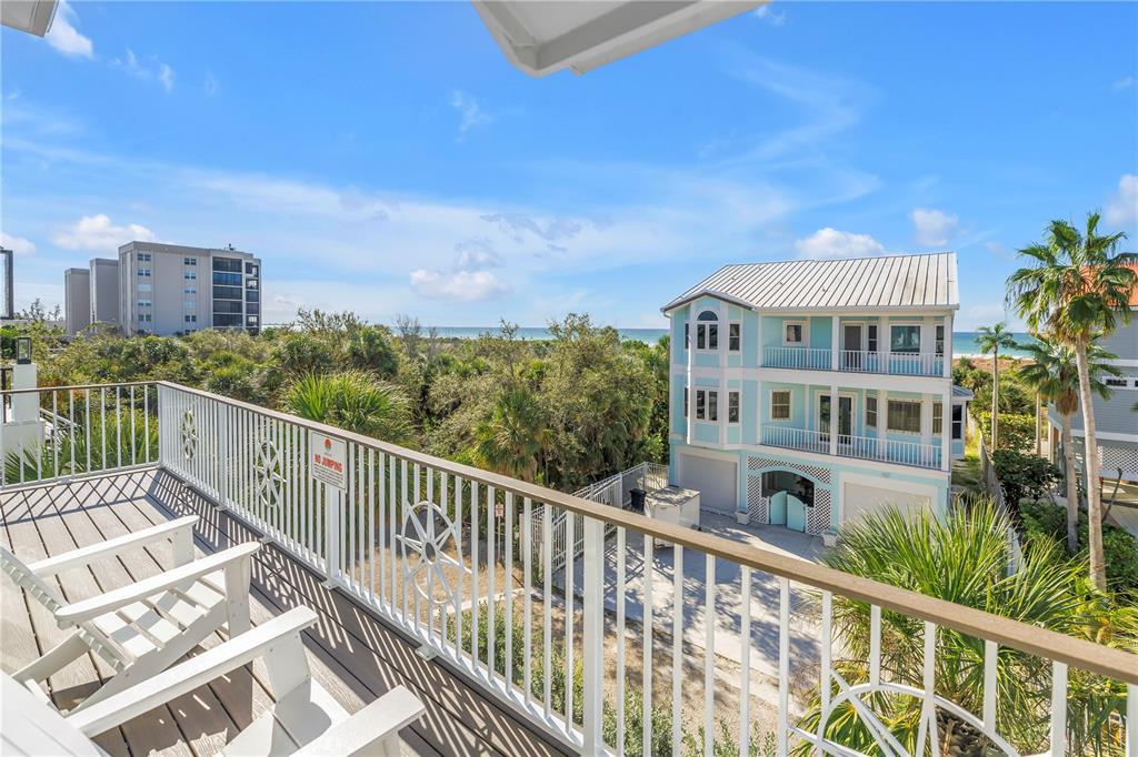 316 Beach Road Sarasota, FL 34242 - Photo 40 of 98 a view of a city from a balcony