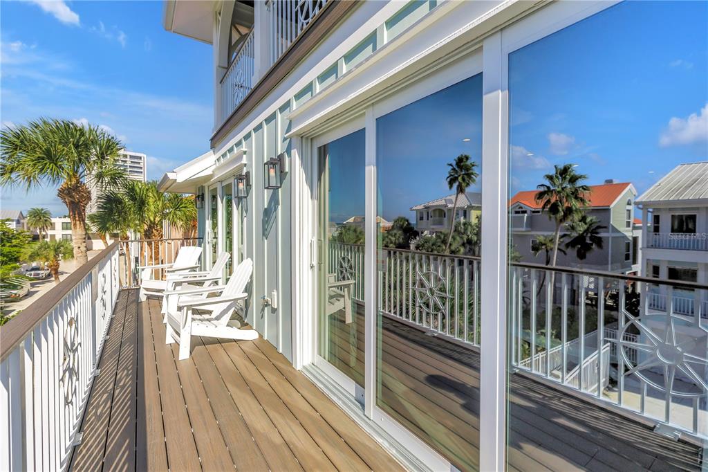 316 Beach Road Sarasota, FL 34242 - Photo 42 of 98