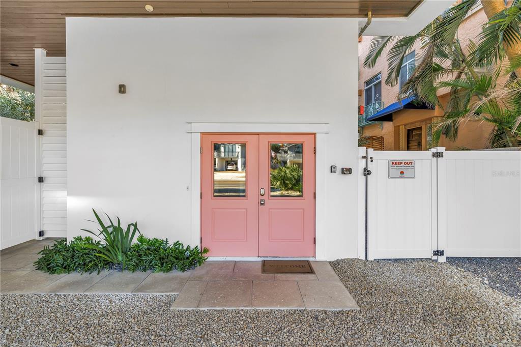 316 Beach Road Sarasota, FL 34242 - Photo 6 of 98