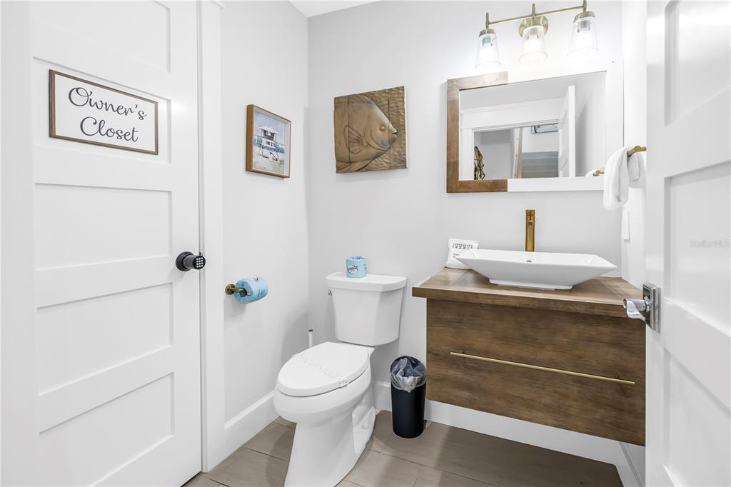 316 Beach Road Sarasota, FL 34242 - Photo 66 of 98 a bathroom with a toilet and a sink