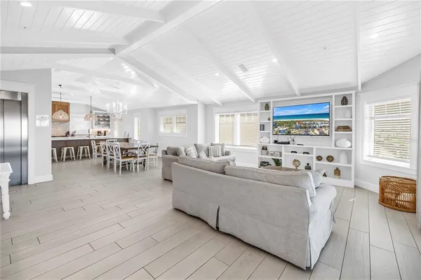 $5,750,000 | 316 Beach Road, Sarasota, FL 34242
