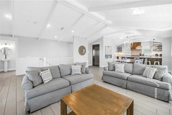 $5,750,000 | 316 Beach Road, Sarasota, FL 34242