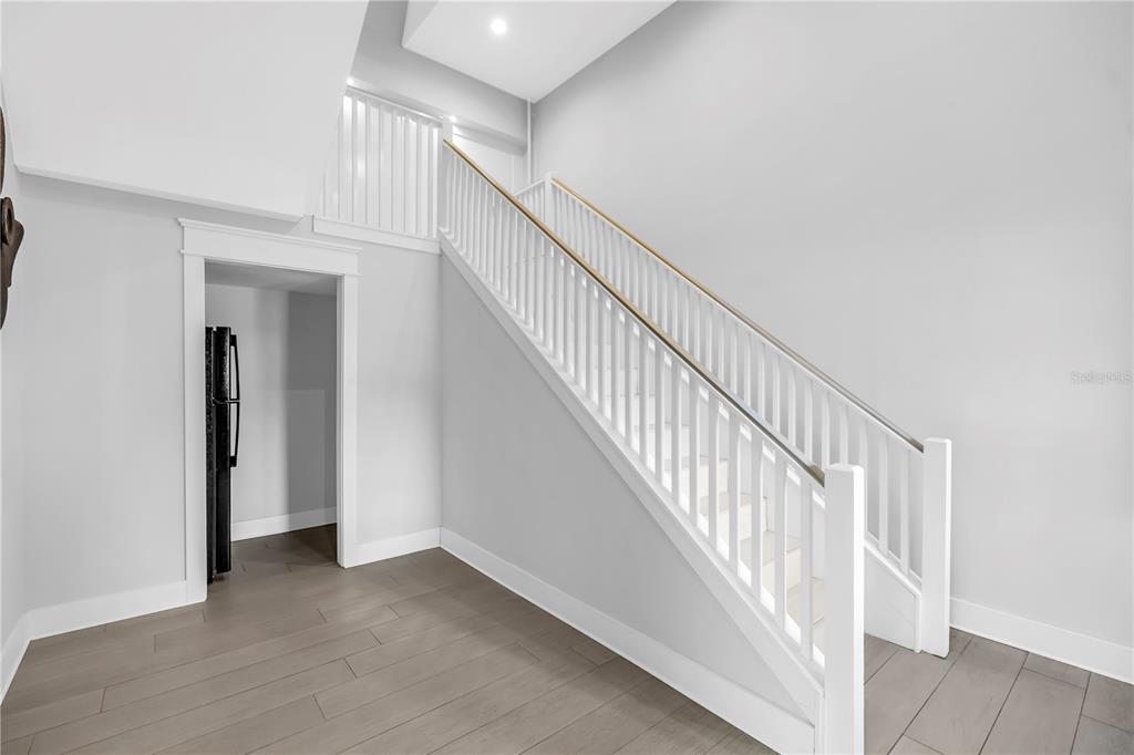 316 Beach Road Sarasota, FL 34242 - Photo 8 of 98