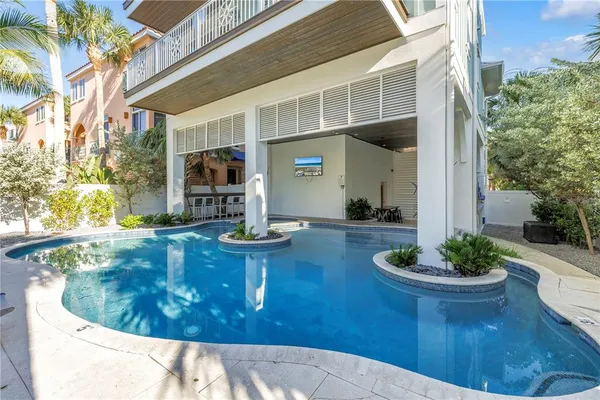 $5,750,000 | 316 Beach Road, Sarasota, FL 34242