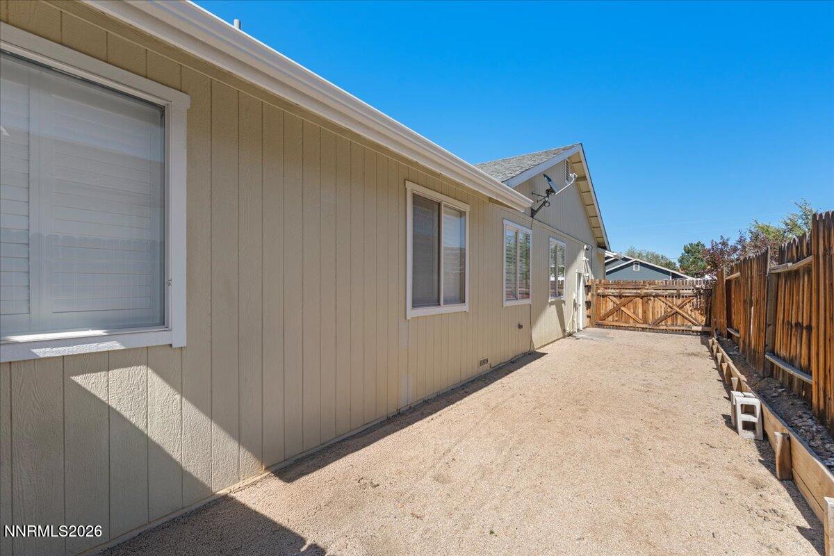 7931 Zinfandel Drive Reno, NV 89506 - Photo 41 of 44 Side Yard