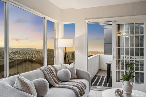 $1,995,000 | 221 Cresta Vista Drive, San Francisco, CA 94127