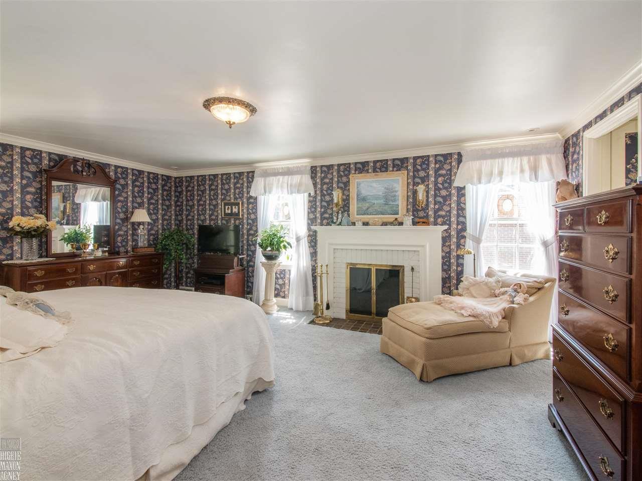1006 Whittier Road Grosse Pointe, MI 48230 - Photo 31 of 51 50078531-30.JPG