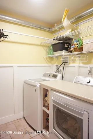 $1,529,000 | 249 Ridgecrest Avenue | Eltingville