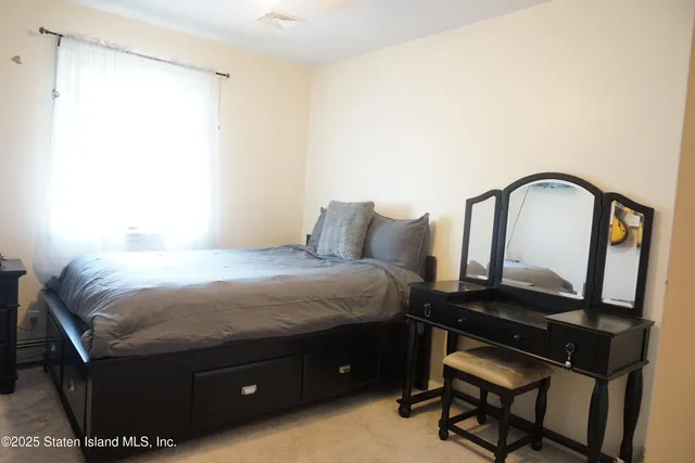 $1,529,000 | 249 Ridgecrest Avenue | Eltingville