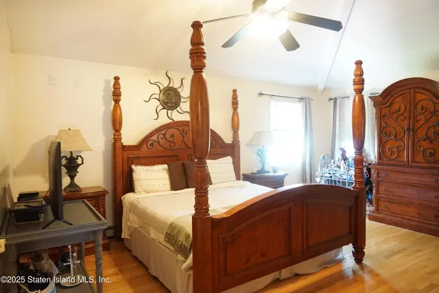 $1,529,000 | 249 Ridgecrest Avenue | Eltingville