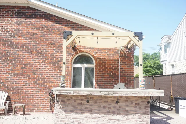 $1,529,000 | 249 Ridgecrest Avenue | Eltingville