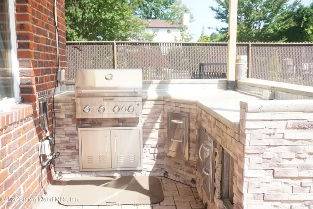 $1,529,000 | 249 Ridgecrest Avenue | Eltingville