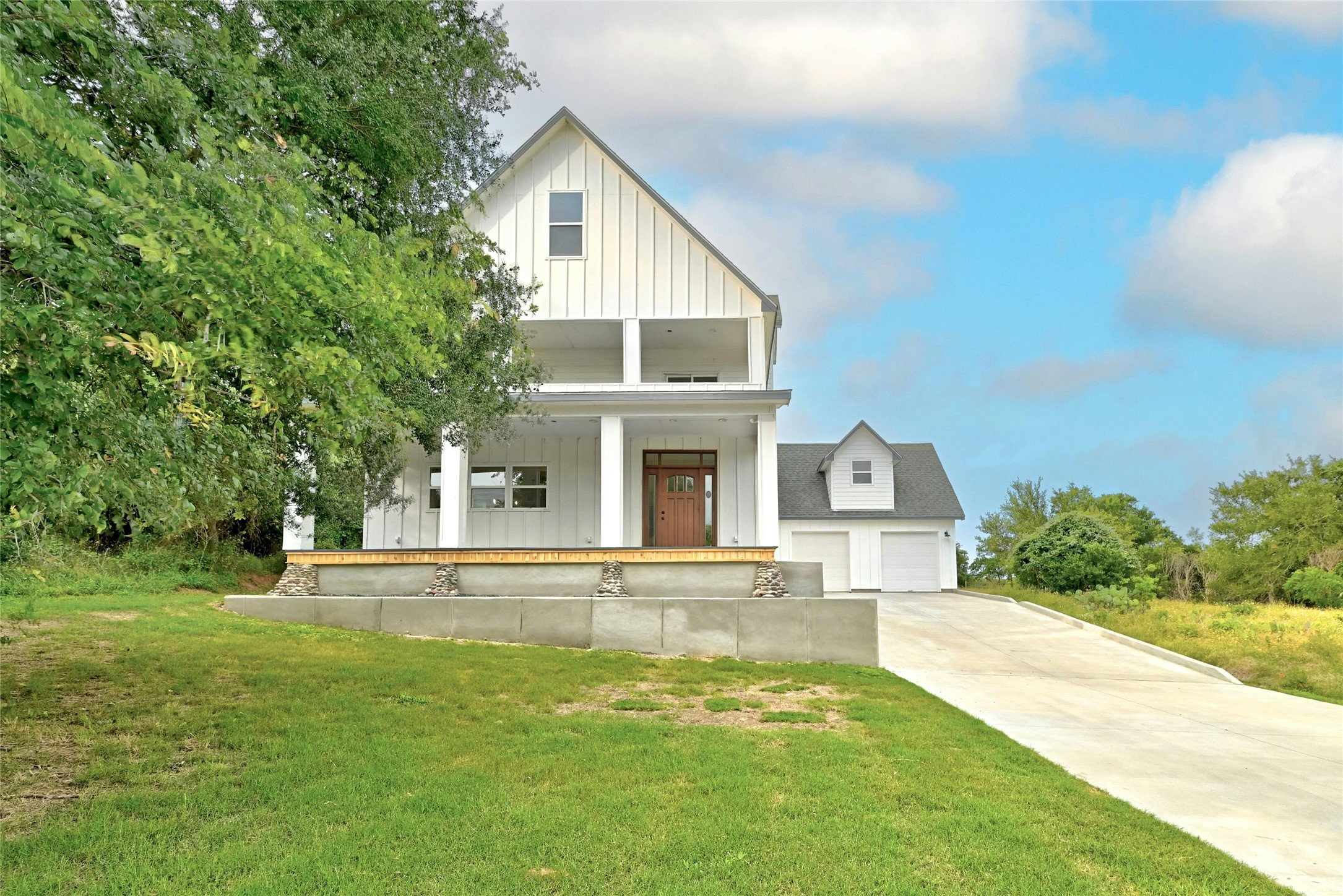 260 Riverside Drive Bastrop, TX 78602 - Photo 1 of 1 This serene retreat offers a chance to experience the natural beauty of the Colorado River while enjoying the benefits of a newly remodeled home.