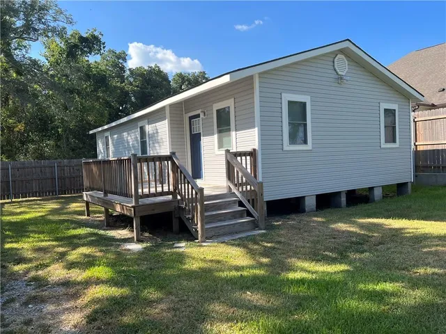 $1,700 | 3911 Oregon Street, New Orleans, LA 70114